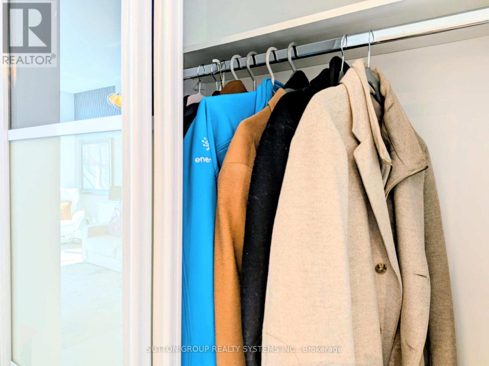 4602 - 3975 Grand Park Drive, Mississauga, Ontario  L5B 0K4 - Photo 13 - W12978130