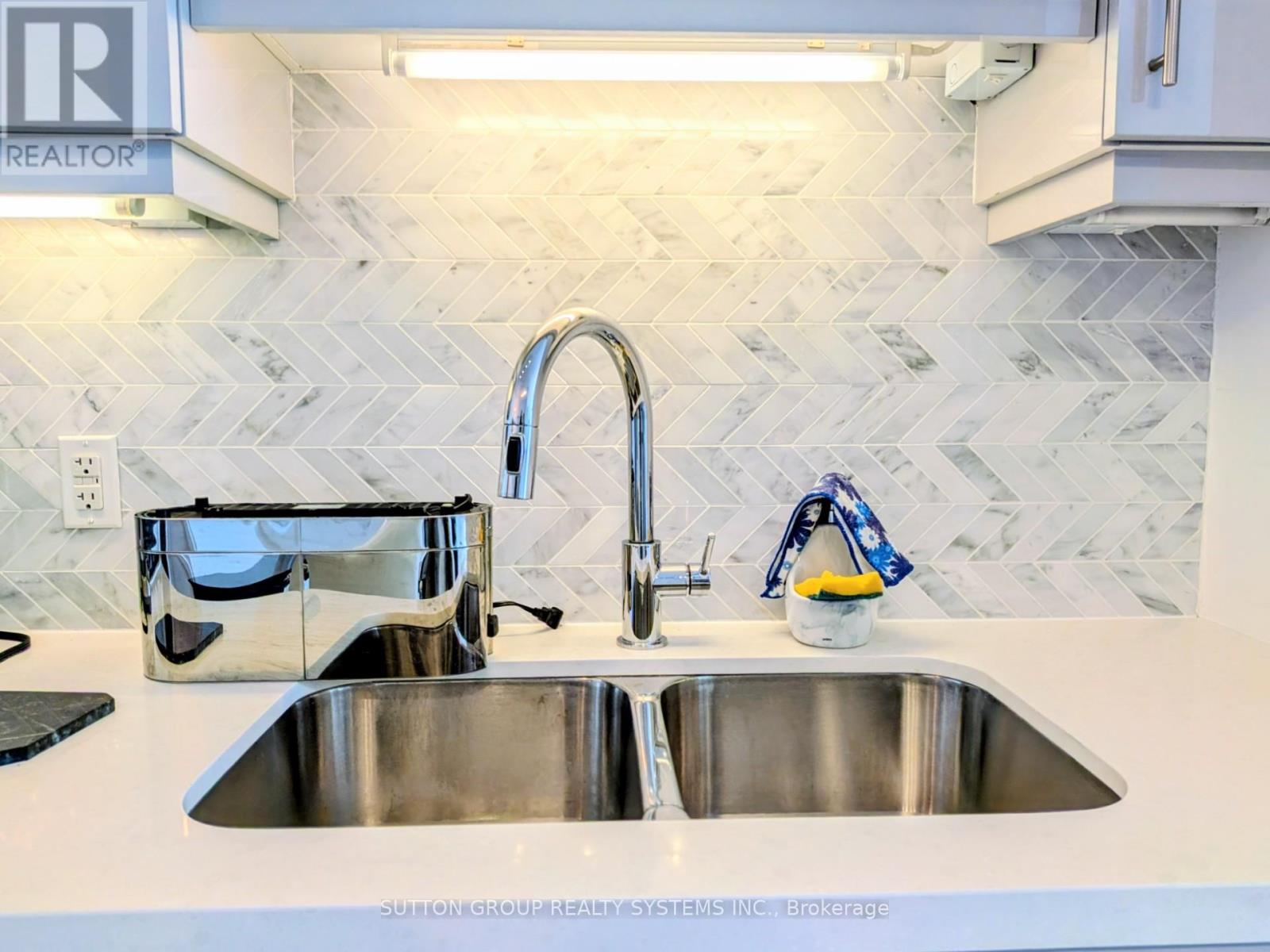 4602 - 3975 Grand Park Drive, Mississauga, Ontario  L5B 0K4 - Photo 18 - W12978130