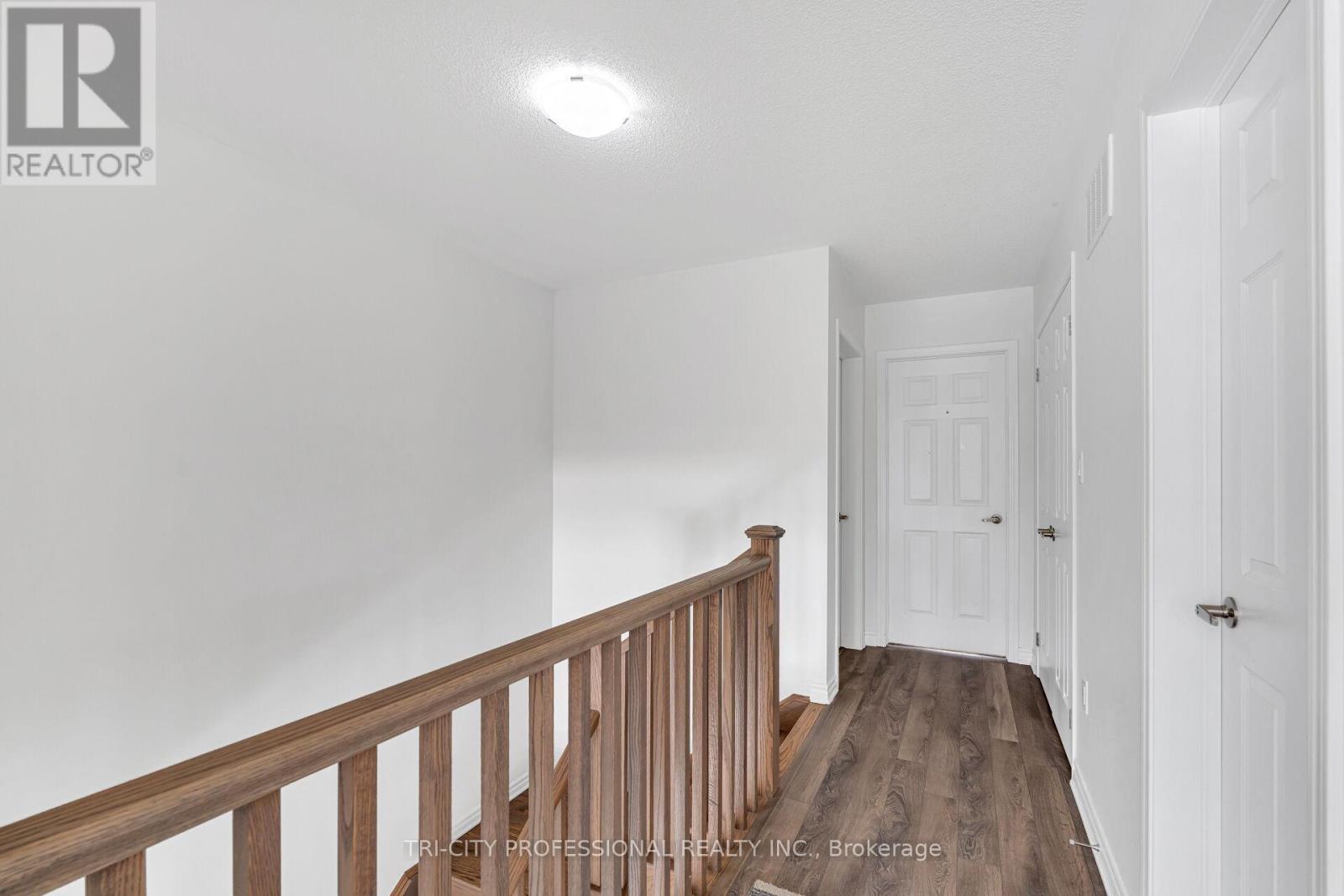 2 Summer Wind Lane, Brampton, Ontario  L7A 0B6 - Photo 36 - W12978152