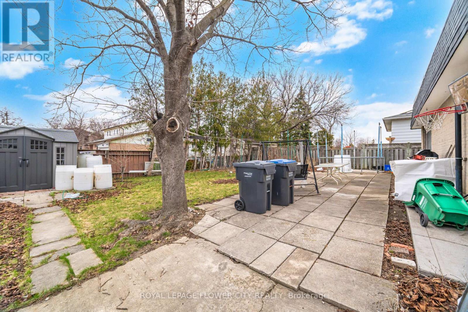 3027 Coral Drive, Mississauga, Ontario  L4T 1Z2 - Photo 37 - W12978210