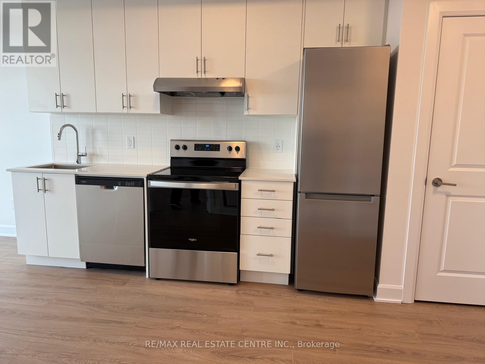 1106 - 3240 William Coltson Avenue, Oakville, Ontario  L6H 8C8 - Photo 12 - W12978218