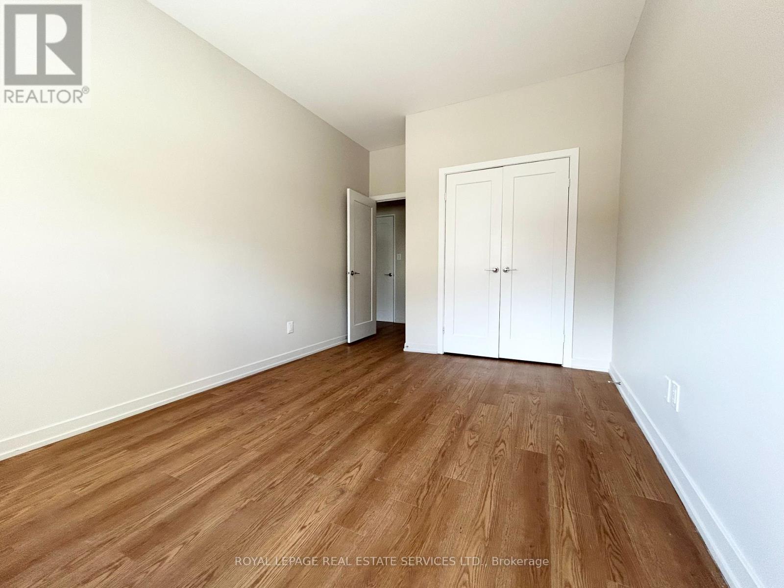 102 - 62 Park Avenue, Halton Hills, Ontario  L7G 4Z1 - Photo 12 - W12978220