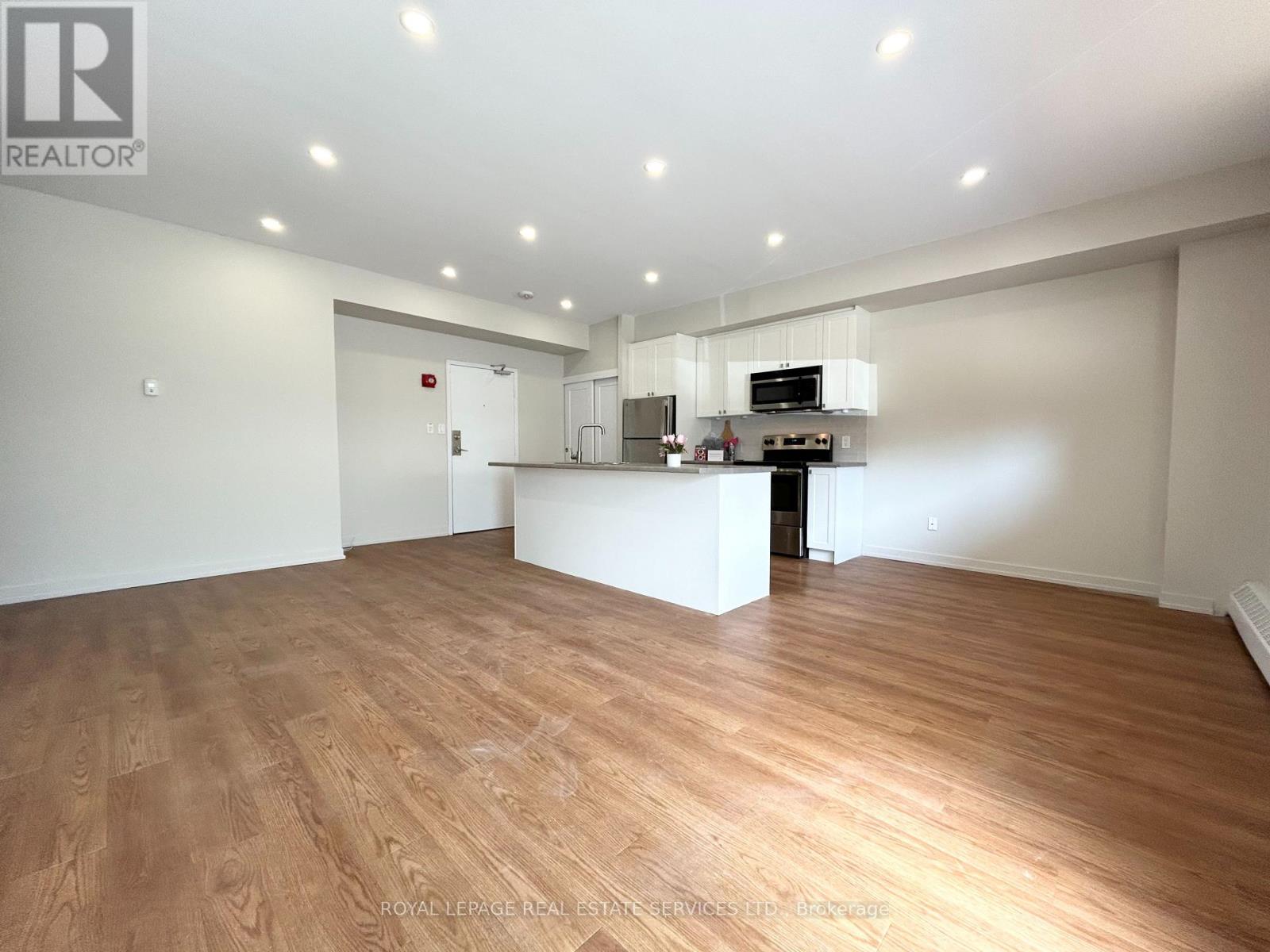 102 - 62 Park Avenue, Halton Hills, Ontario  L7G 4Z1 - Photo 8 - W12978220