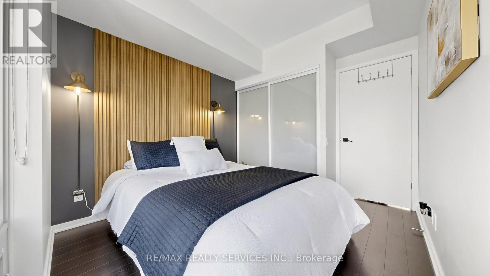 511 - 105 The Queensway Avenue, Toronto, Ontario  M6S 5B5 - Photo 20 - W12978228