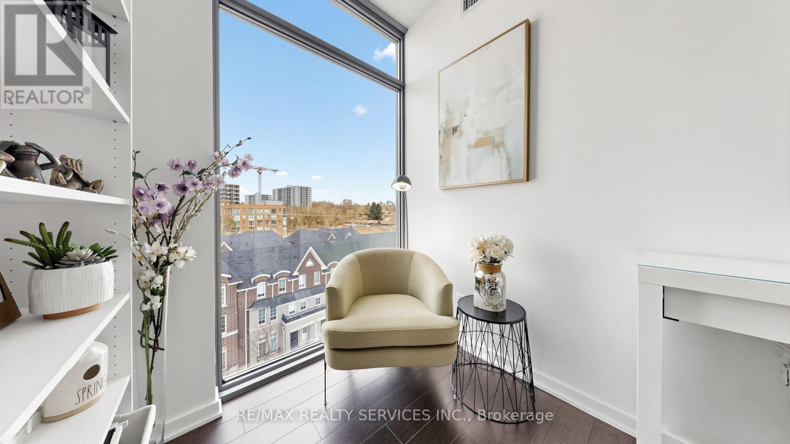 511 - 105 The Queensway Avenue, Toronto, Ontario  M6S 5B5 - Photo 21 - W12978228