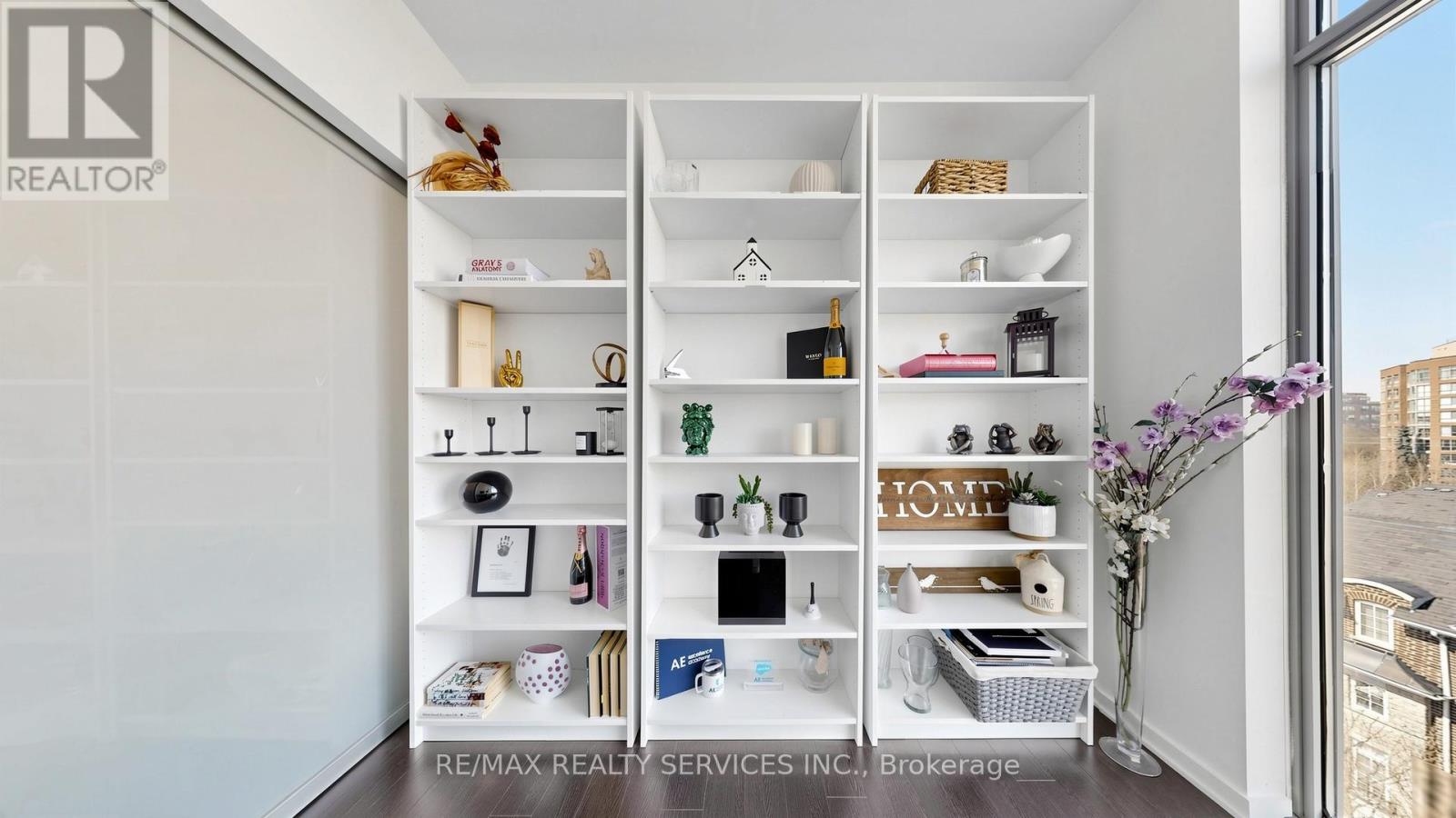 511 - 105 The Queensway Avenue, Toronto, Ontario  M6S 5B5 - Photo 23 - W12978228