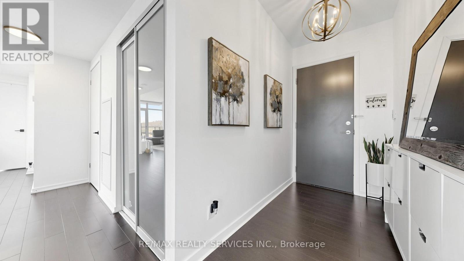 511 - 105 The Queensway Avenue, Toronto, Ontario  M6S 5B5 - Photo 27 - W12978228