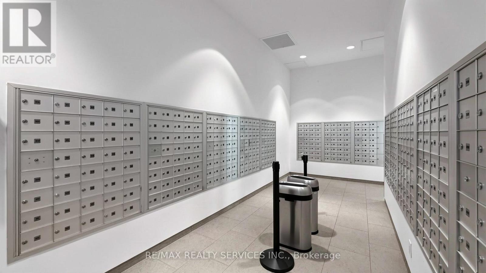 511 - 105 The Queensway Avenue, Toronto, Ontario  M6S 5B5 - Photo 34 - W12978228