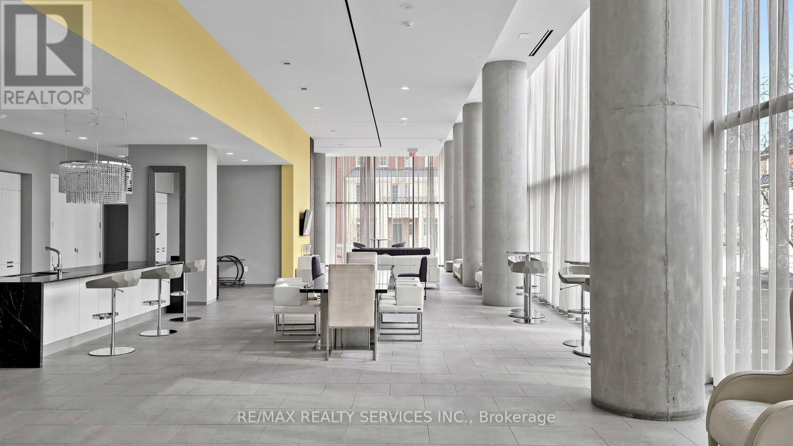 511 - 105 The Queensway Avenue, Toronto, Ontario  M6S 5B5 - Photo 41 - W12978228