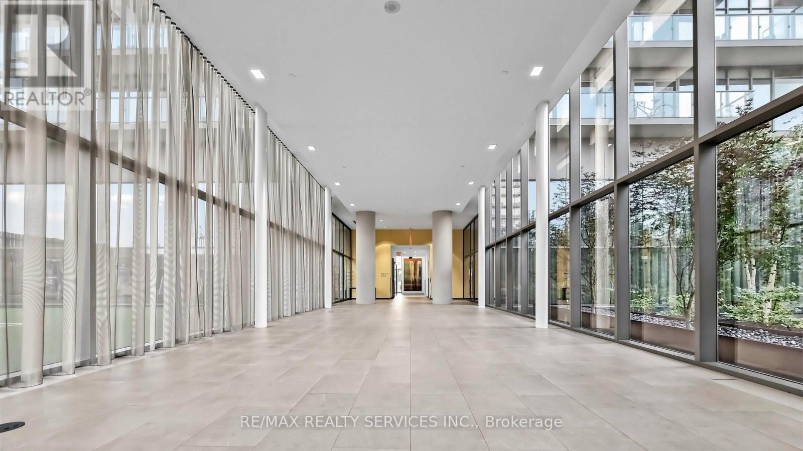 511 - 105 The Queensway Avenue, Toronto, Ontario  M6S 5B5 - Photo 5 - W12978228