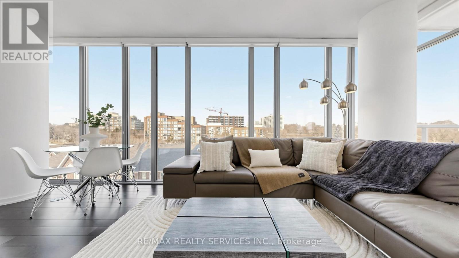 511 - 105 The Queensway Avenue, Toronto, Ontario  M6S 5B5 - Photo 7 - W12978228