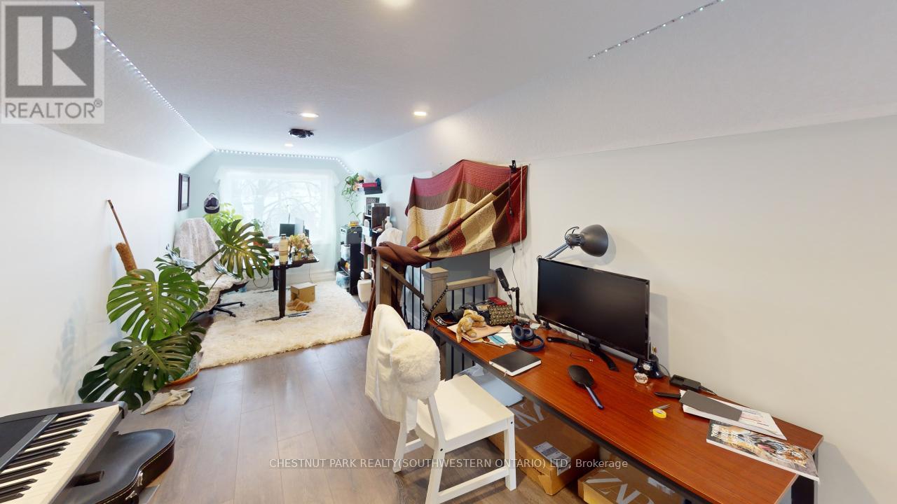 374 Louisa Street, Kitchener, Ontario  N2H 5N4 - Photo 26 - X12978046