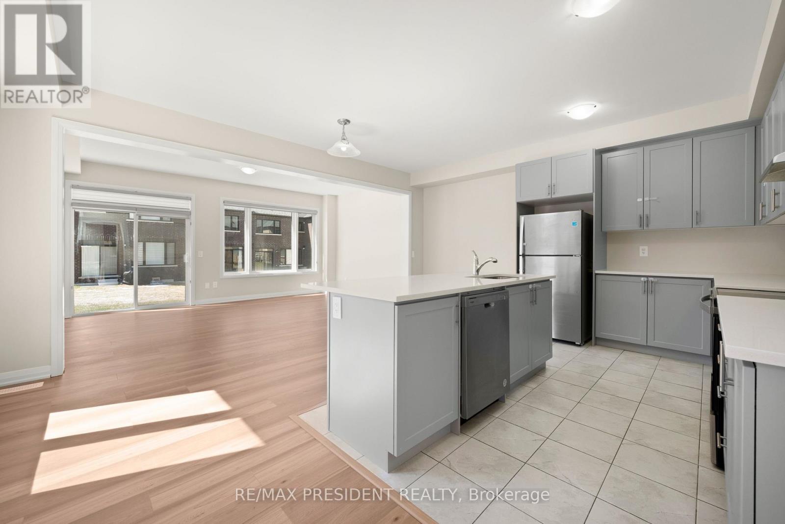 100 Corley Street W, Kawartha Lakes, Ontario  K9V 6C2 - Photo 13 - X12978090