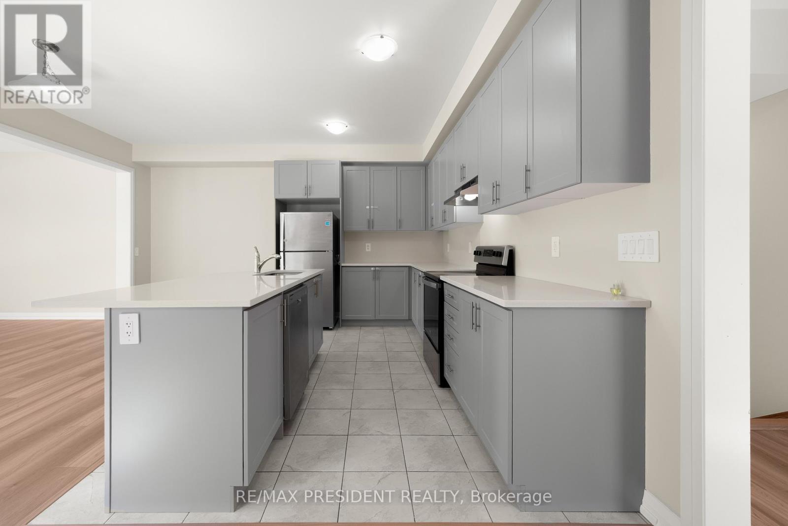 100 Corley Street W, Kawartha Lakes, Ontario  K9V 6C2 - Photo 14 - X12978090