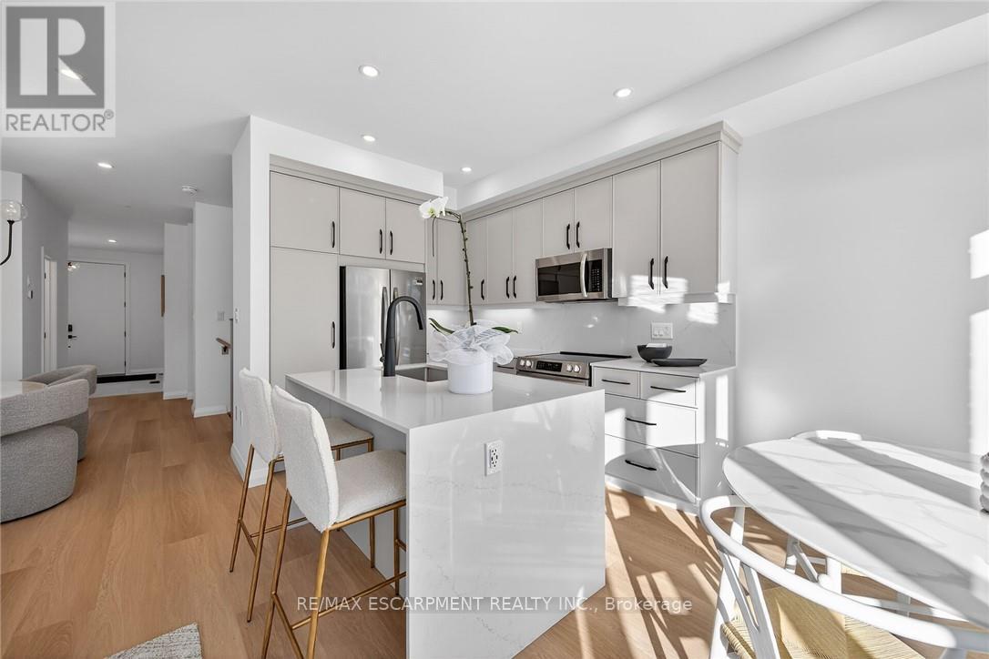 29 Kingfisher Drive, Hamilton (Bruleville), Ontario  L9A 5A4 - Photo 18 - X12978112