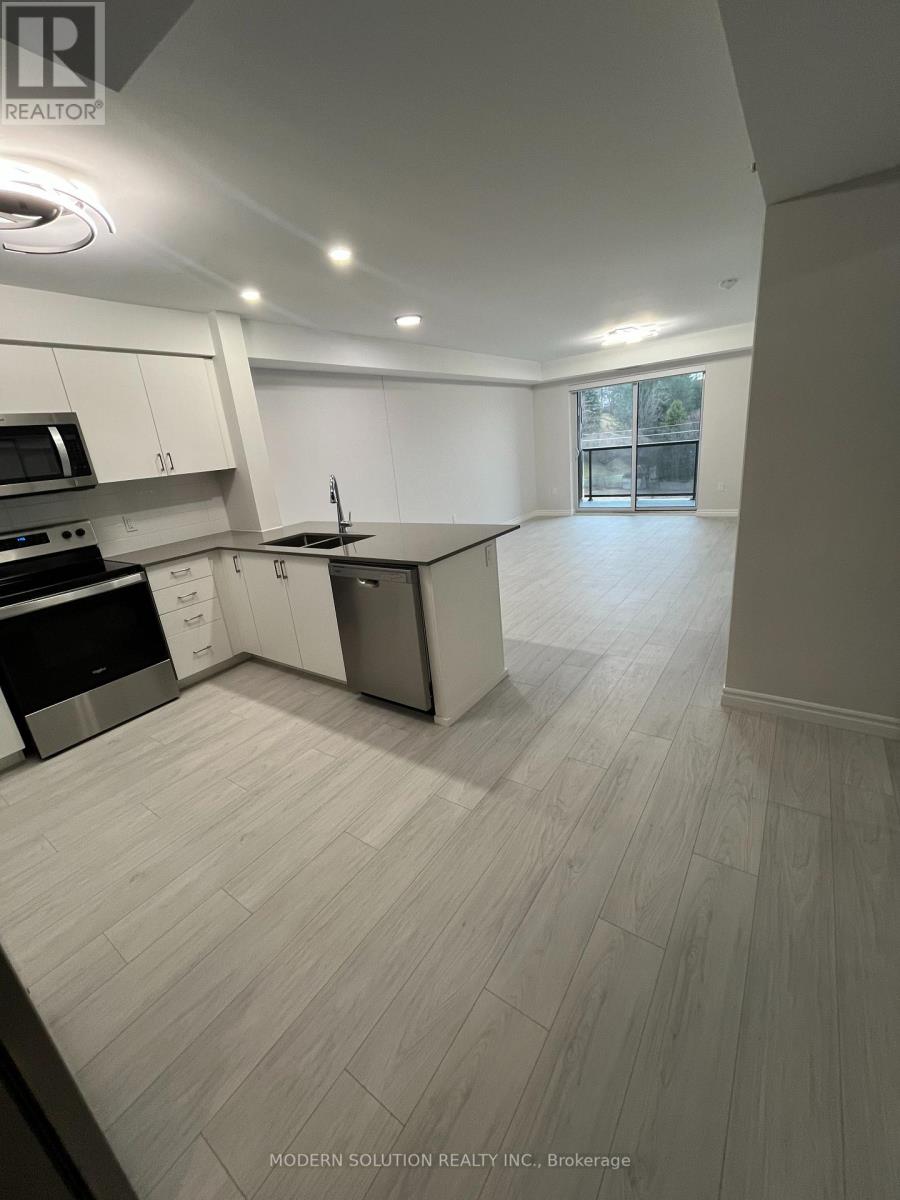 404 - 50 Otterbein Road, Kitchener, Ontario  N2B 3B7 - Photo 5 - X12978172