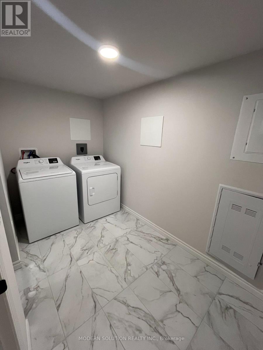 404 - 50 Otterbein Road, Kitchener, Ontario  N2B 3B7 - Photo 9 - X12978172