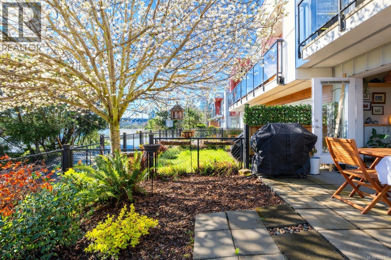 17 785 Central Spur Rd, Victoria, British Columbia  V9A 7S1 - Photo 25 - 1026157