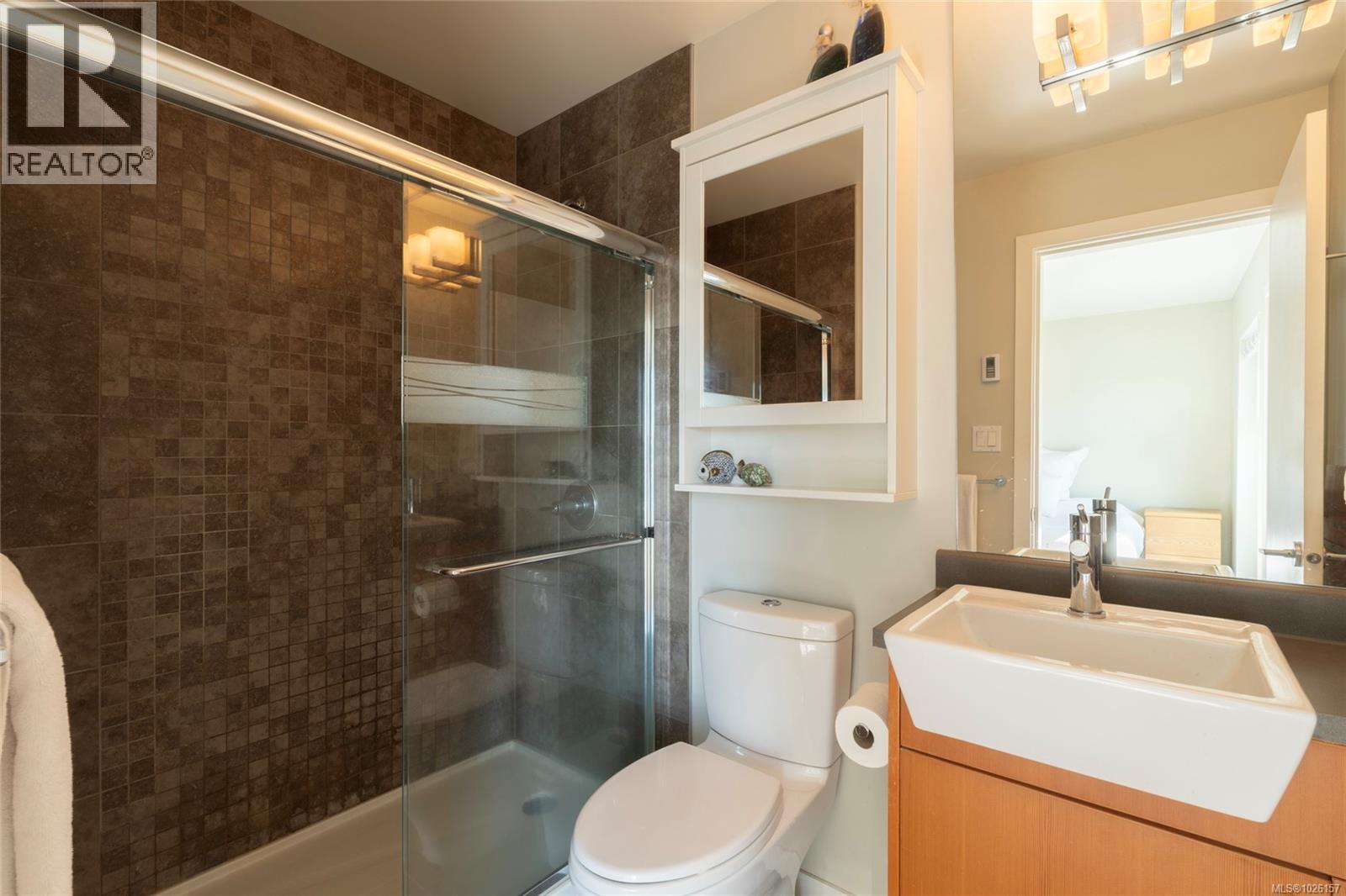 17 785 Central Spur Rd, Victoria, British Columbia  V9A 7S1 - Photo 12 - 1026157