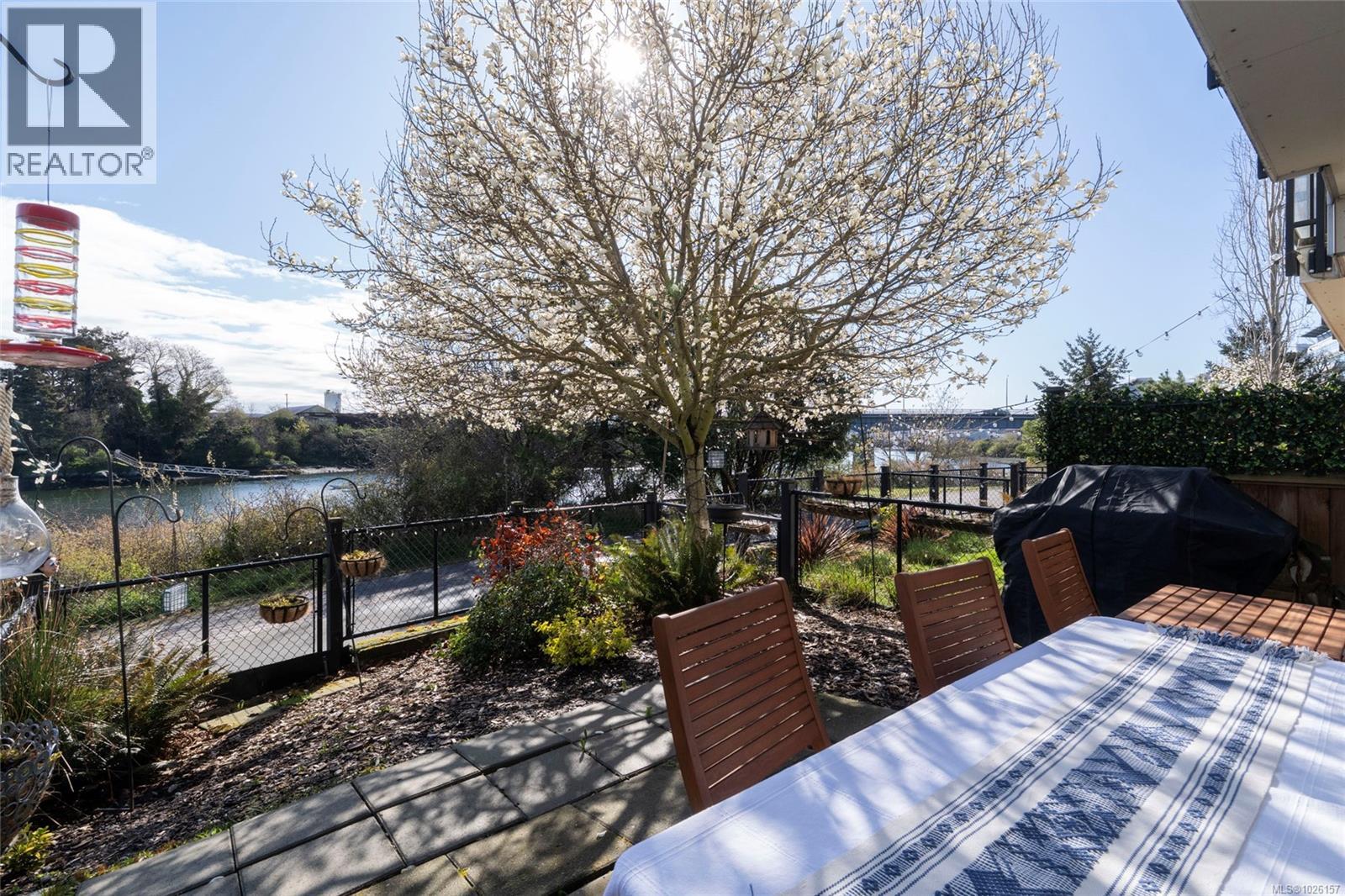 17 785 Central Spur Rd, Victoria, British Columbia  V9A 7S1 - Photo 24 - 1026157