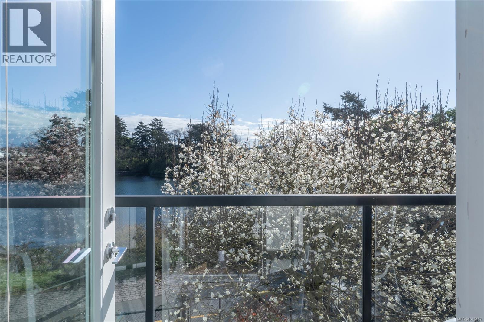 17 785 Central Spur Rd, Victoria, British Columbia  V9A 7S1 - Photo 14 - 1026157