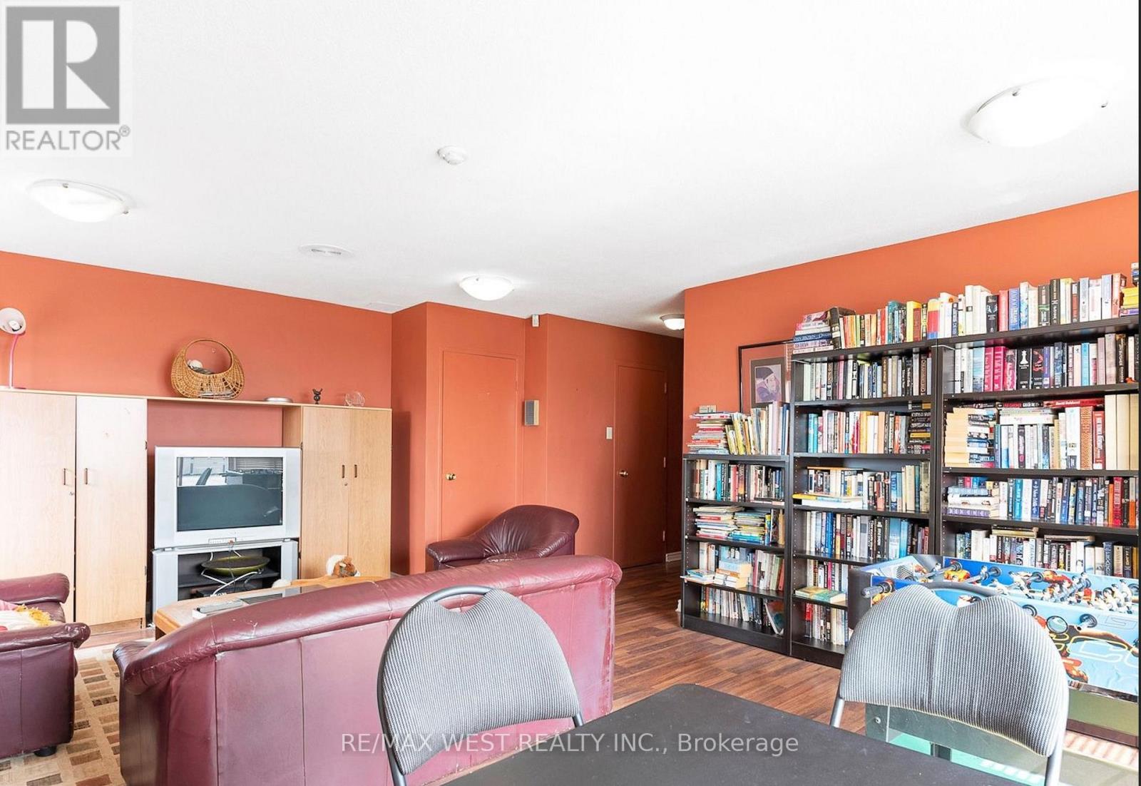 202 - 130 Neptune Drive, Toronto, Ontario  M6A 1X5 - Photo 30 - C12967970