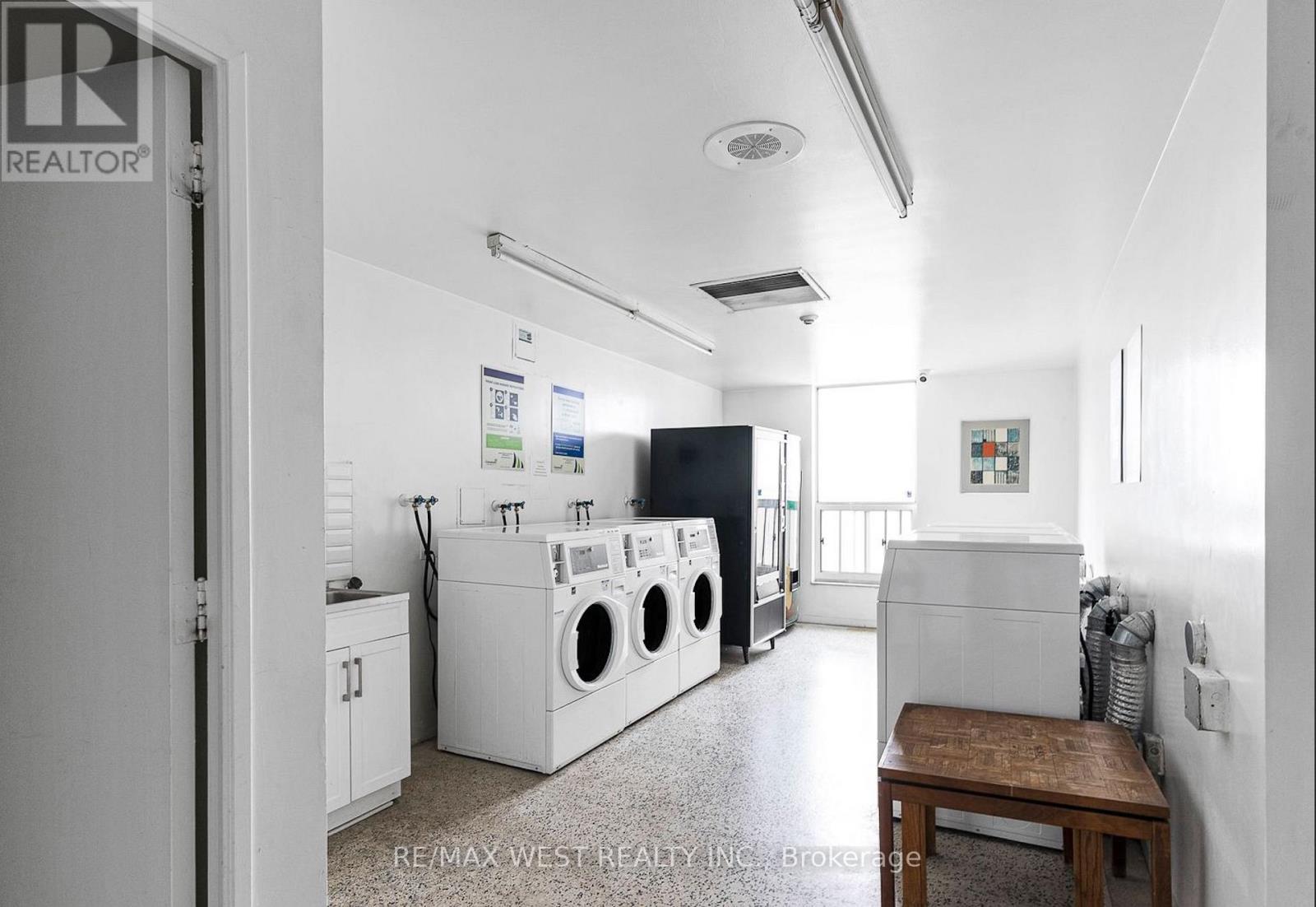 202 - 130 Neptune Drive, Toronto, Ontario  M6A 1X5 - Photo 31 - C12967970