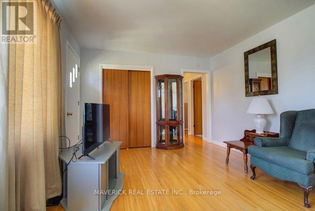 169 Byron Street, Zorra, Ontario  N0M 2M0 - Photo 7 - X12976268