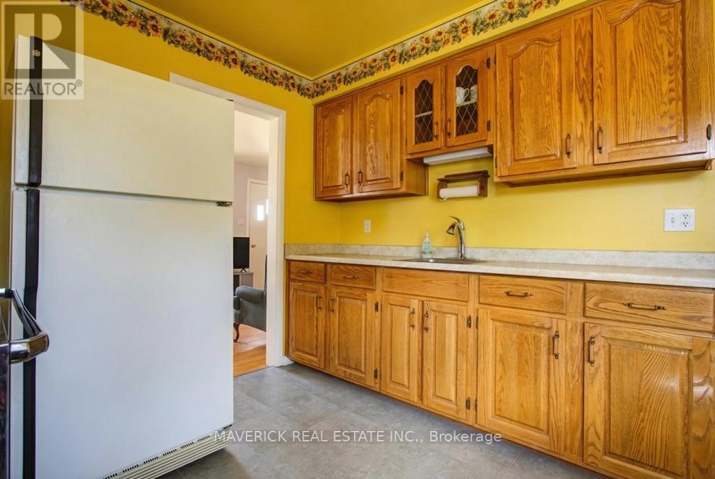 169 Byron Street, Zorra, Ontario  N0M 2M0 - Photo 8 - X12976268