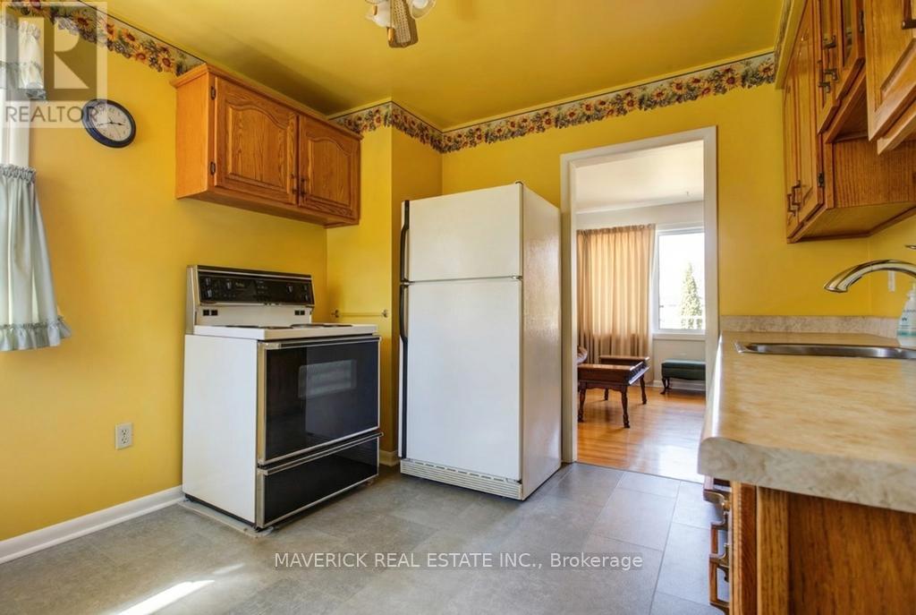 169 Byron Street, Zorra, Ontario  N0M 2M0 - Photo 9 - X12976268