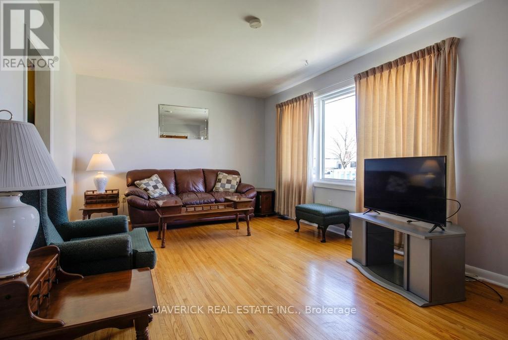 169 Byron Street, Zorra, Ontario  N0M 2M0 - Photo 4 - X12976268