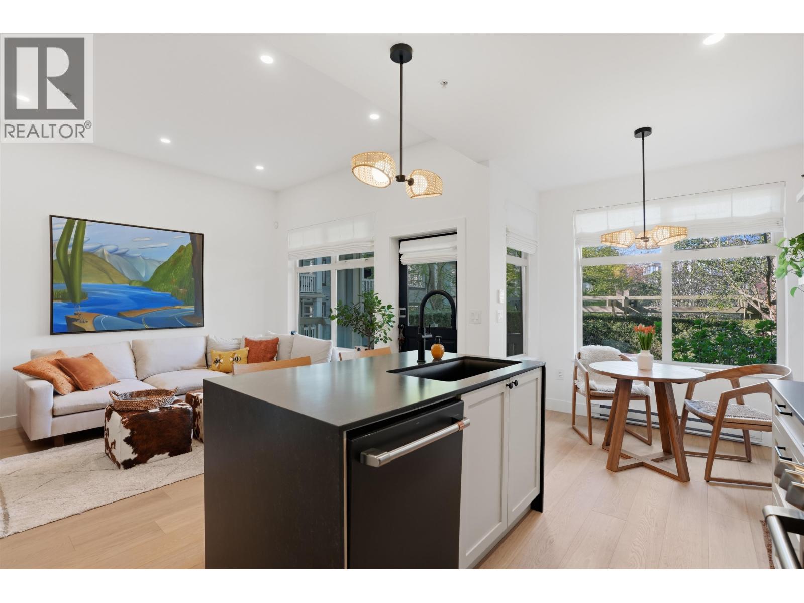 2039 W 33rd Avenue, Vancouver, British Columbia  V6M 1B6 - Photo 10 - R3109244