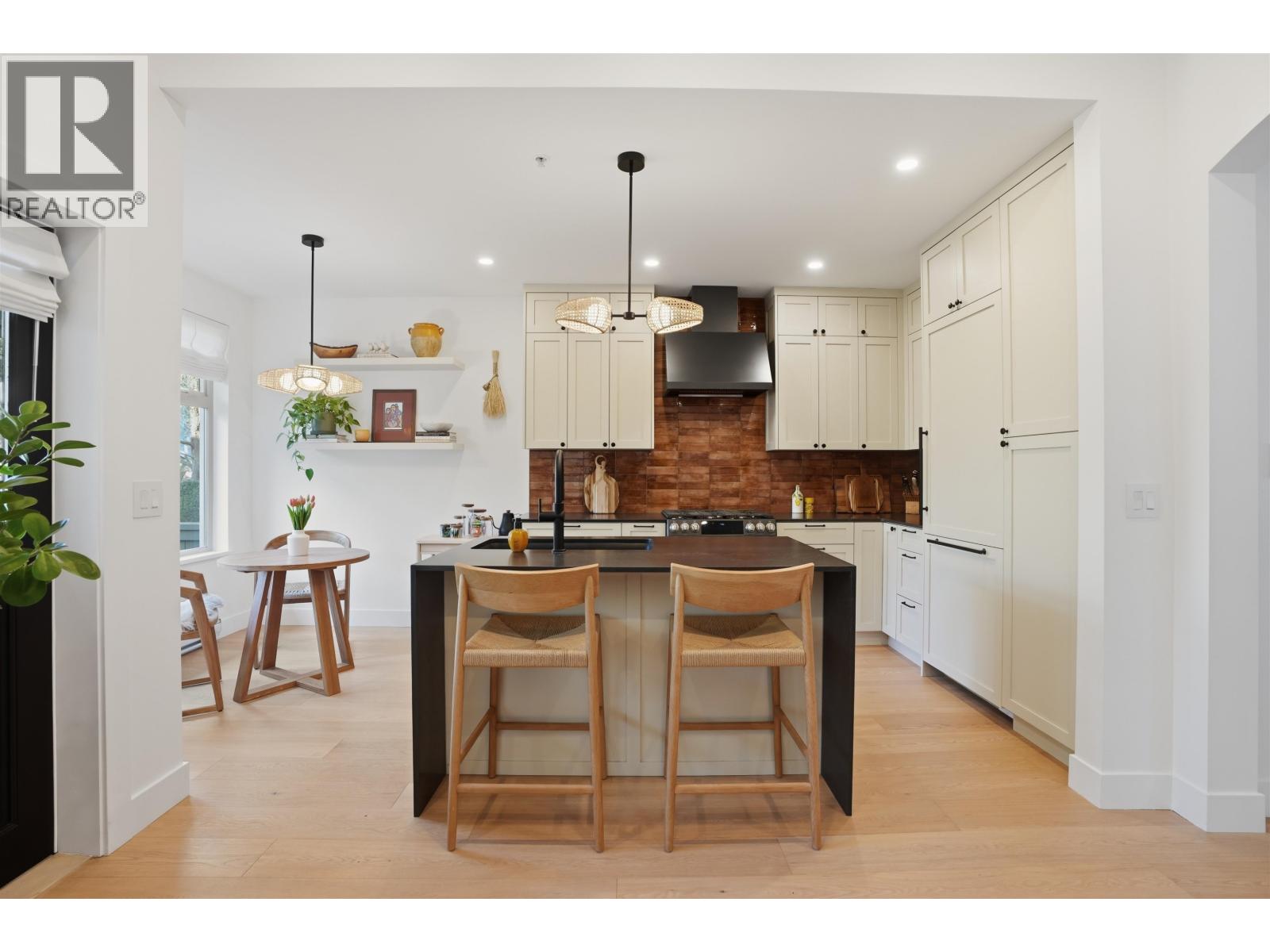 2039 W 33rd Avenue, Vancouver, British Columbia  V6M 1B6 - Photo 12 - R3109244