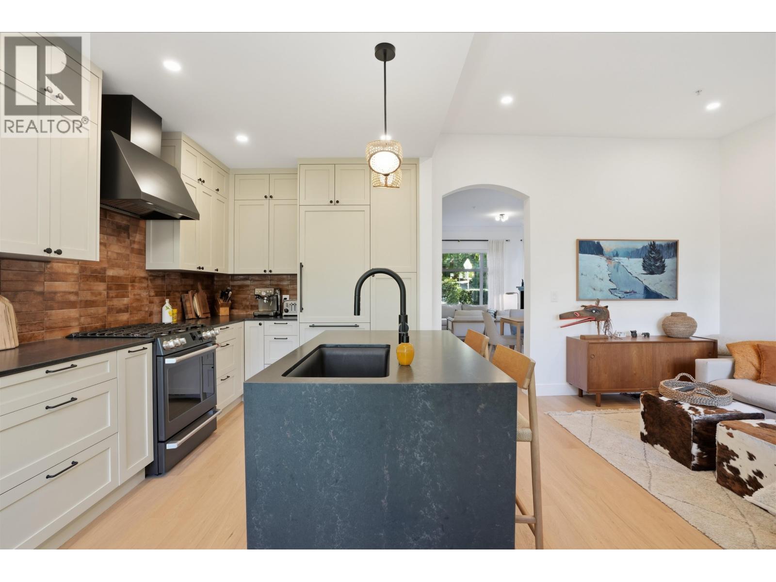 2039 W 33rd Avenue, Vancouver, British Columbia  V6M 1B6 - Photo 16 - R3109244