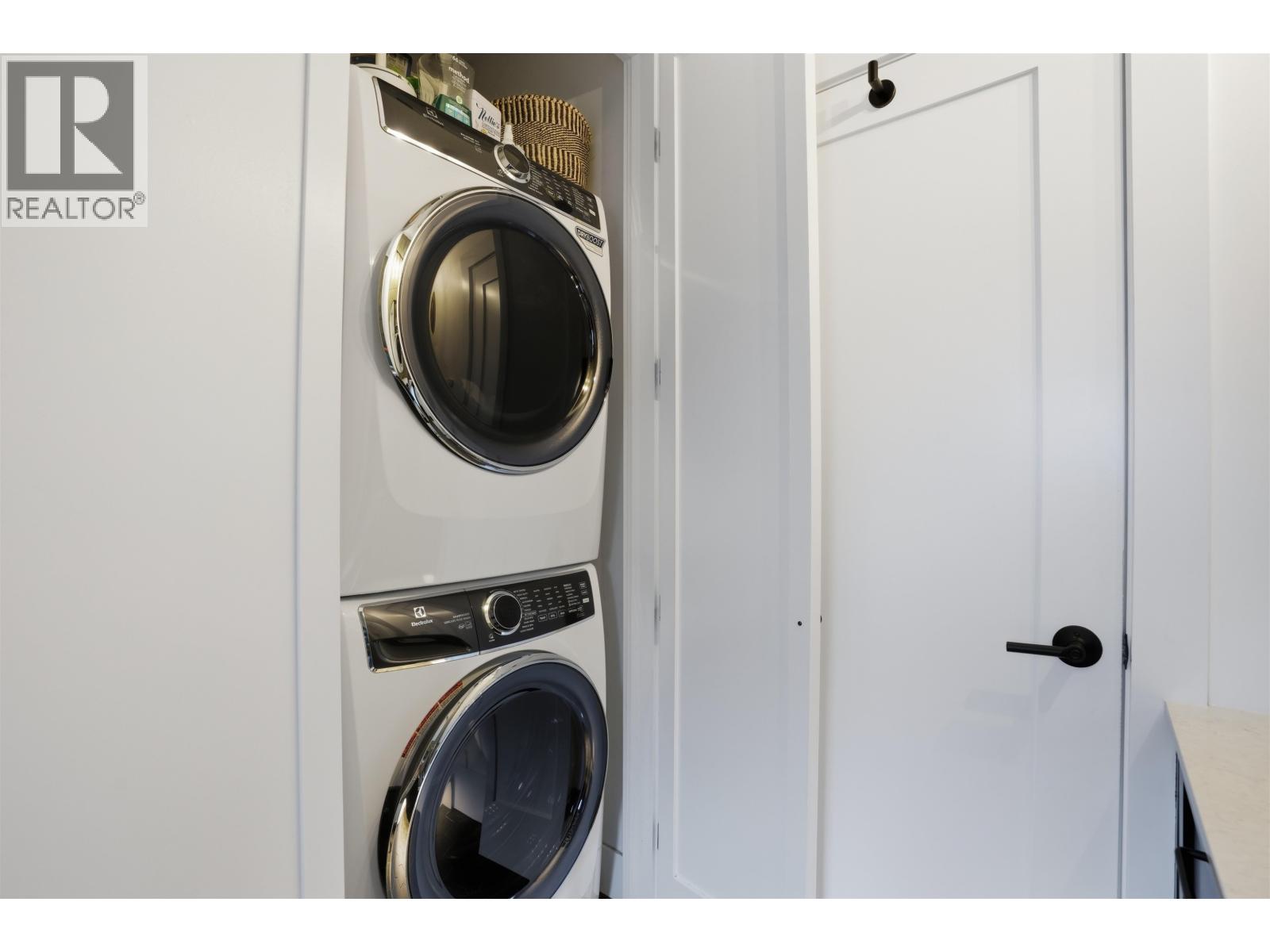 2039 W 33rd Avenue, Vancouver, British Columbia  V6M 1B6 - Photo 33 - R3109244