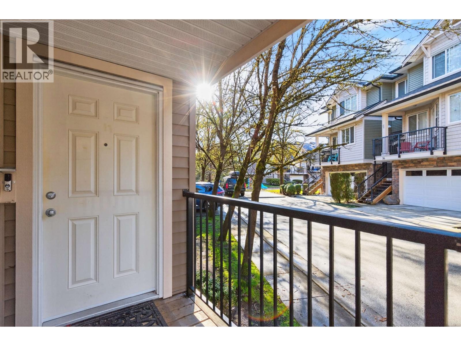 38 11720 Cottonwood Drive, Maple Ridge, British Columbia  V2X 0G7 - Photo 2 - R3109263