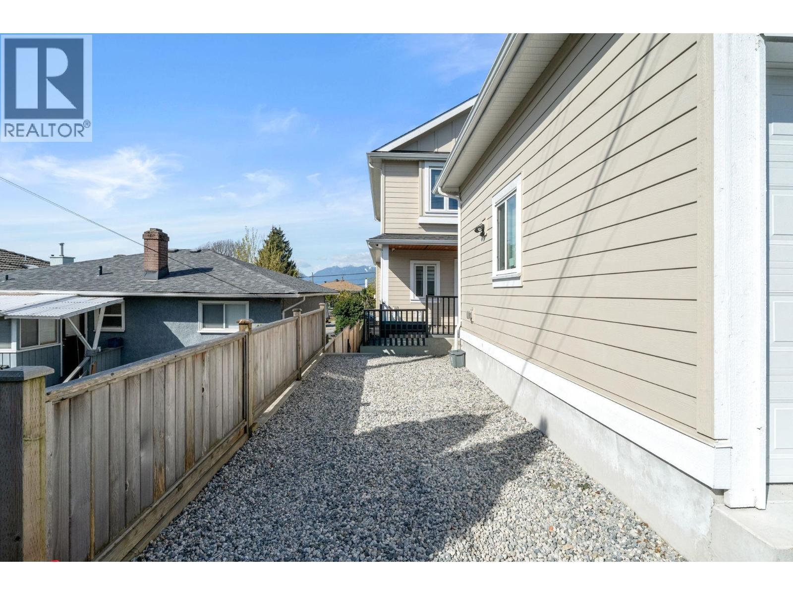 1548 E 41st Avenue, Vancouver, British Columbia  V5P 1K2 - Photo 5 - R3109268