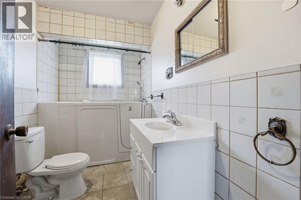 2091 6th Concession Road W, Hamilton, Ontario  N0B 1L0 - Photo 15 - 40819144