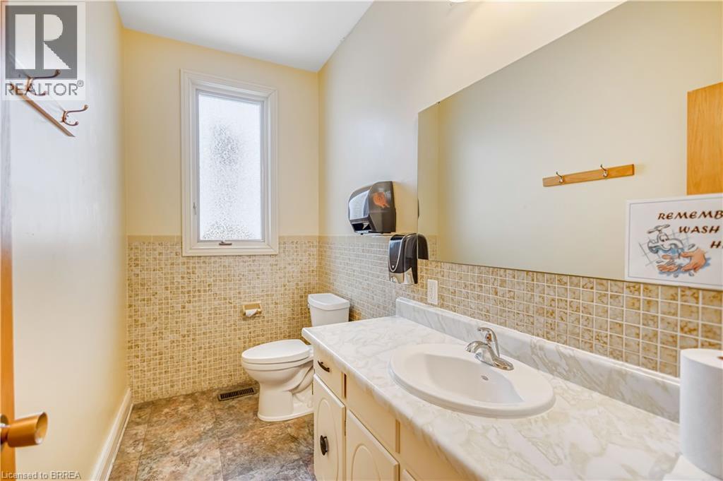 80 Chatham Street, Brantford, Ontario  N3T 2P1 - Photo 24 - 40804629