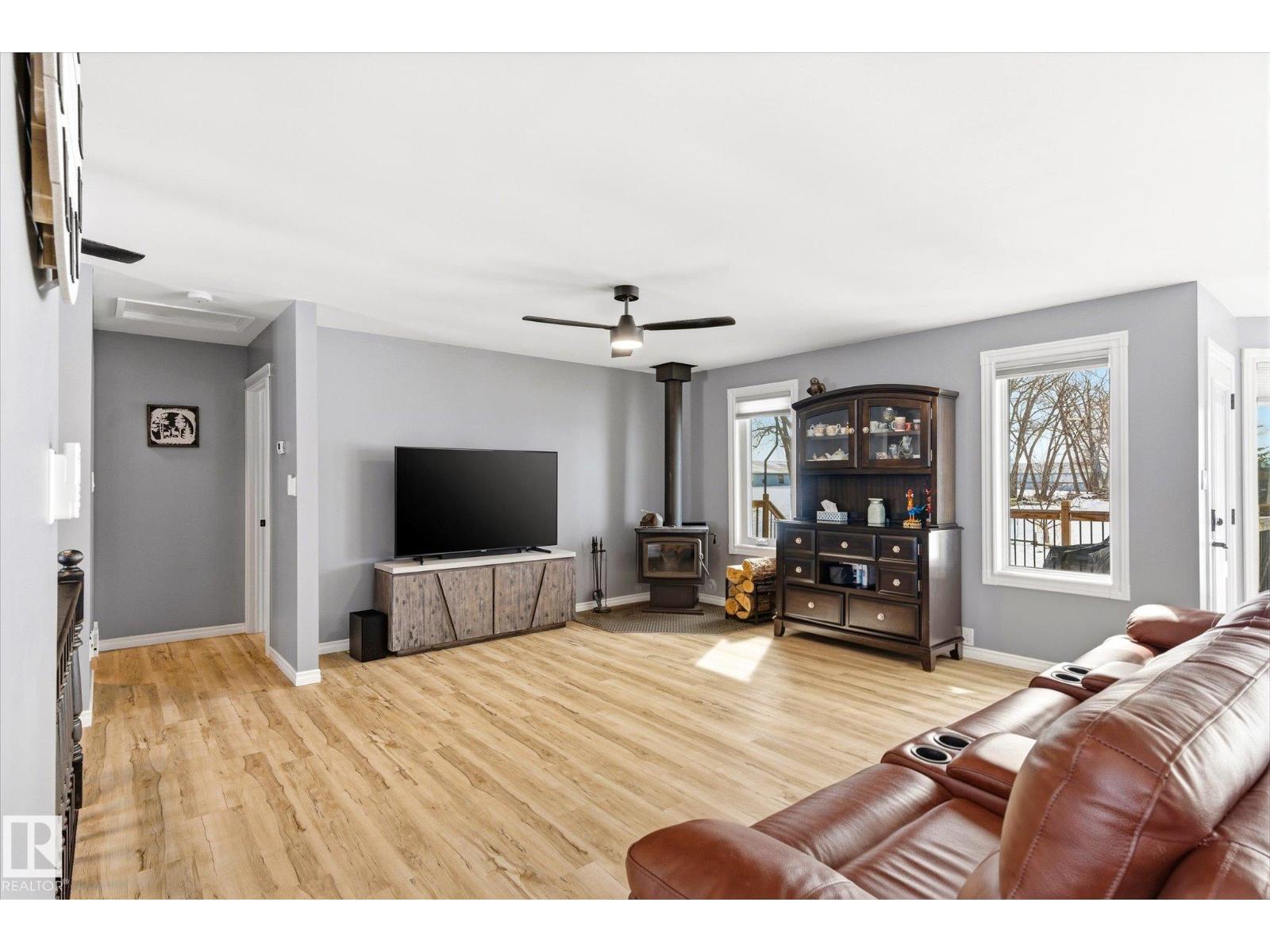 24327 Sh 651, Rural Sturgeon County, Alberta  T0G 1L0 - Photo 11 - E4481162