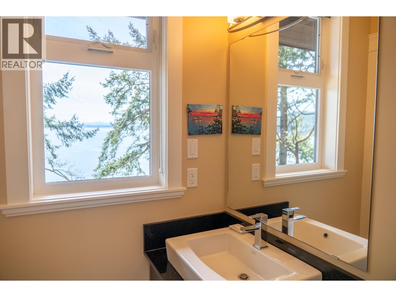 1369 Mackinnon Road, Pender Island, British Columbia  V0N 2M1 - Photo 21 - R3109230