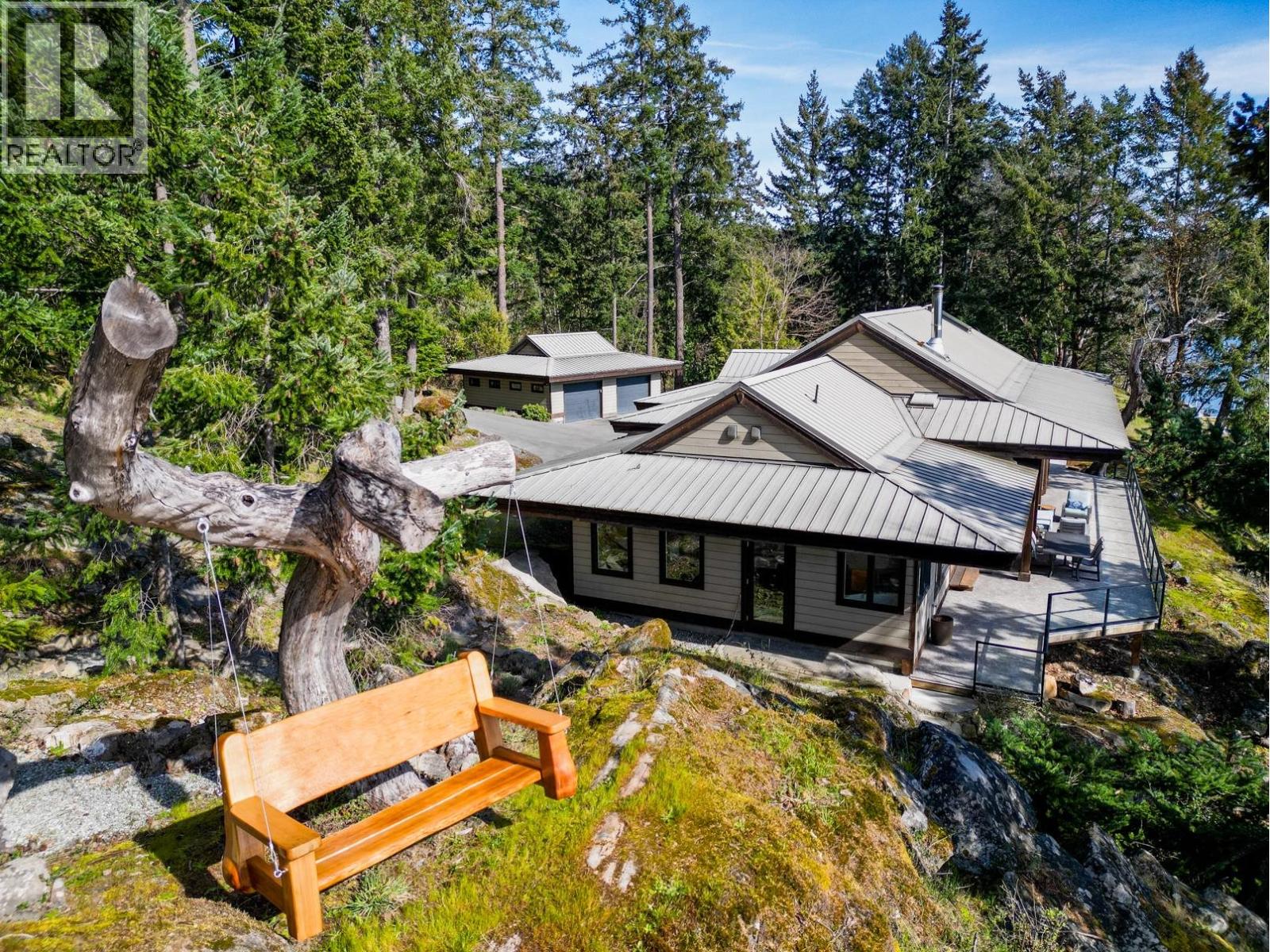 1369 Mackinnon Road, Pender Island, British Columbia  V0N 2M1 - Photo 36 - R3109230
