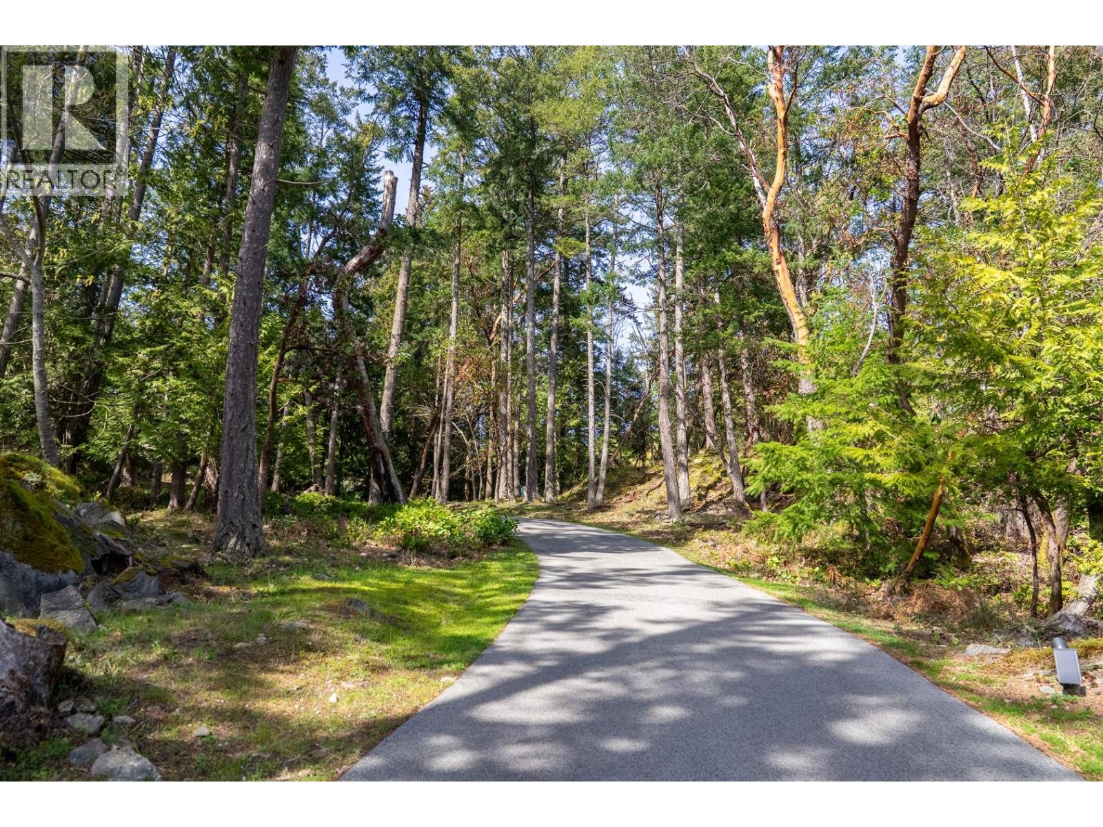 1369 Mackinnon Road, Pender Island, British Columbia  V0N 2M1 - Photo 38 - R3109230