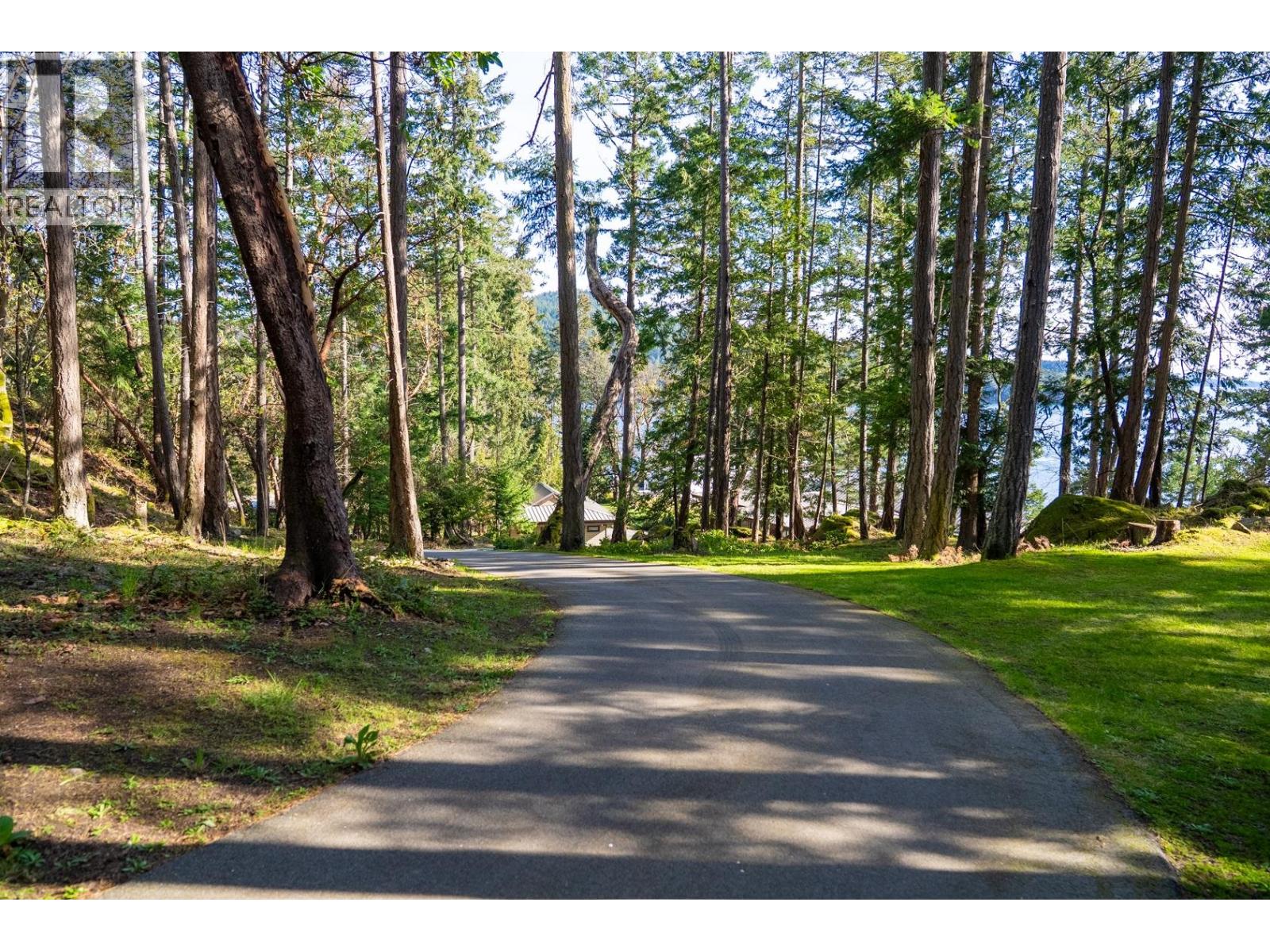 1369 Mackinnon Road, Pender Island, British Columbia  V0N 2M1 - Photo 39 - R3109230