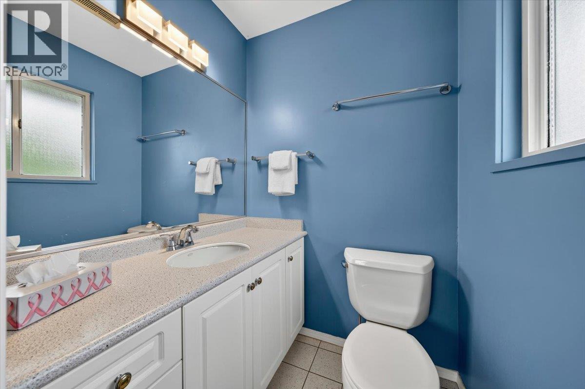 812 Grover Avenue, Coquitlam, British Columbia  V3J 3C8 - Photo 19 - R3109236