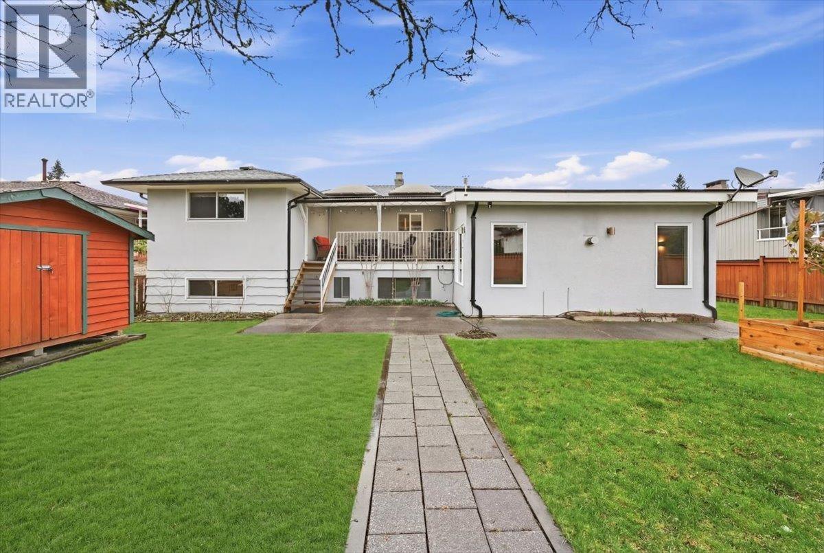 812 Grover Avenue, Coquitlam, British Columbia  V3J 3C8 - Photo 37 - R3109236