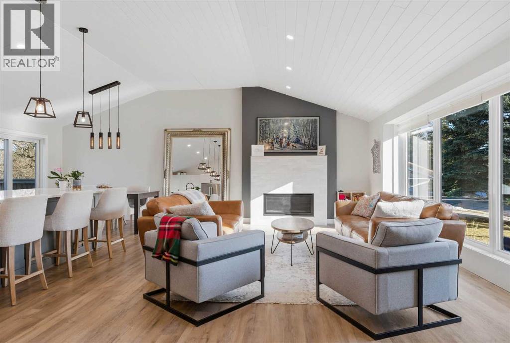 6725 Livingstone Drive Sw, Calgary, Alberta  T3E 6J2 - Photo 7 - A2286743