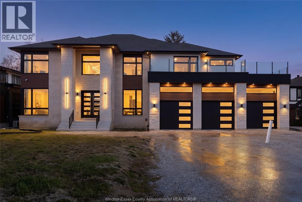 8535 Riverside Drive East, Windsor, Ontario N8S 1G1 - Photo 1 - 26007671