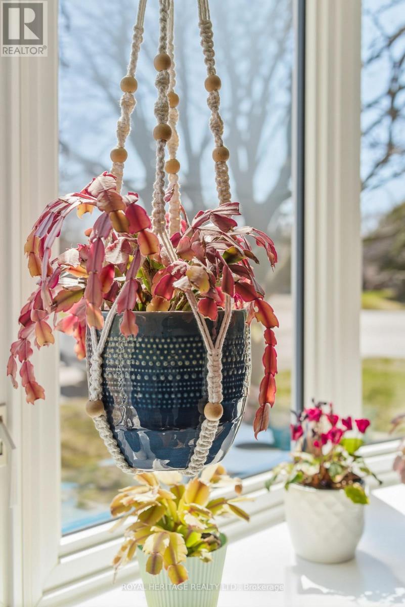 18 Panelas Crescent, Quinte West, Ontario  K8V 6A5 - Photo 10 - X12978368