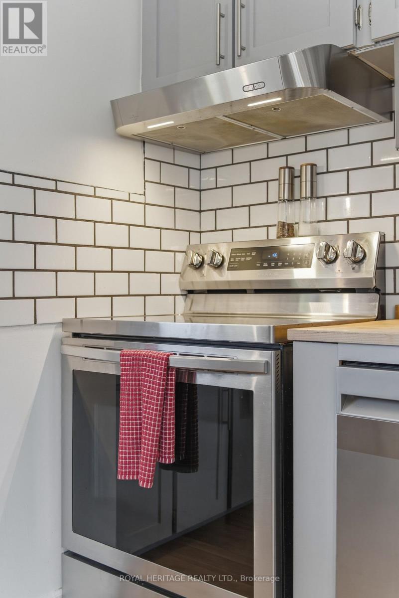 18 Panelas Crescent, Quinte West, Ontario  K8V 6A5 - Photo 19 - X12978368